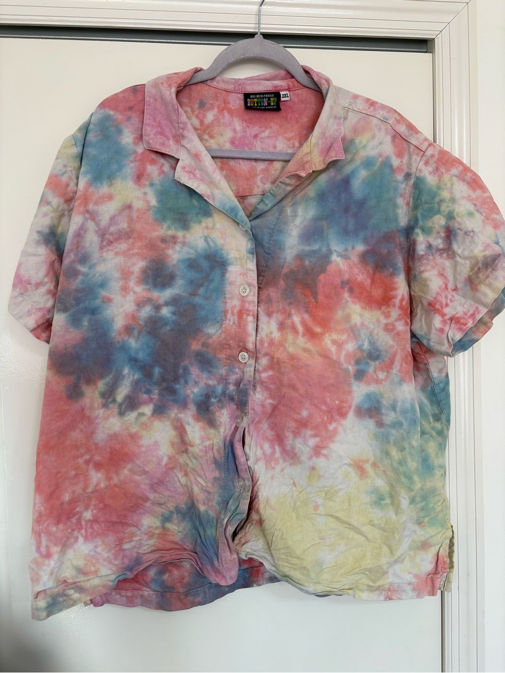 big bud press magic waters / tye dye short sleeved pantry button-up - size 2xl